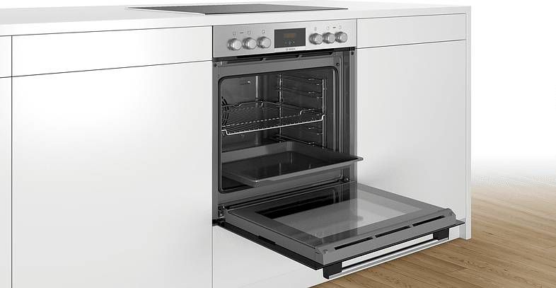 Bosch inbouw fornuis combinatie: HEA513BS2 oven / NKN645GA1E kookplaat restant model - Koelkastwebshop.nl